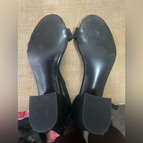 Steve Madden Black Heeled Sandals with ankle strap - Picture 4 of 4